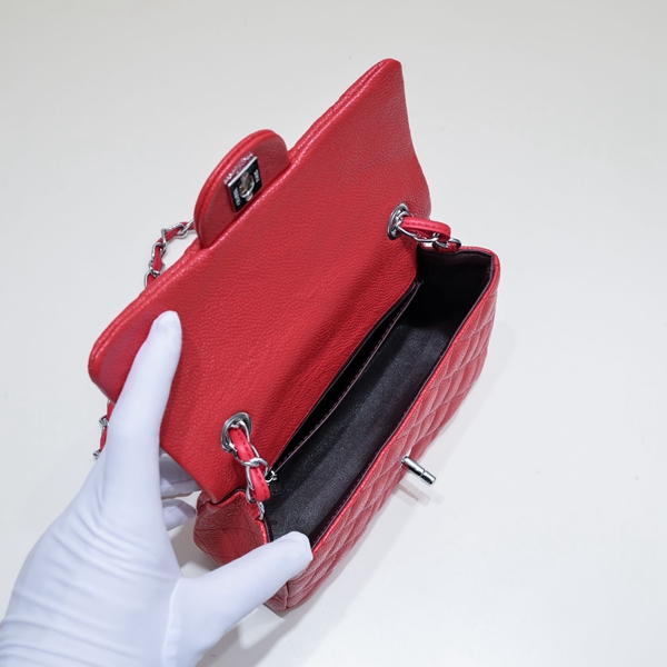 シャネルバッグ着用イメージ